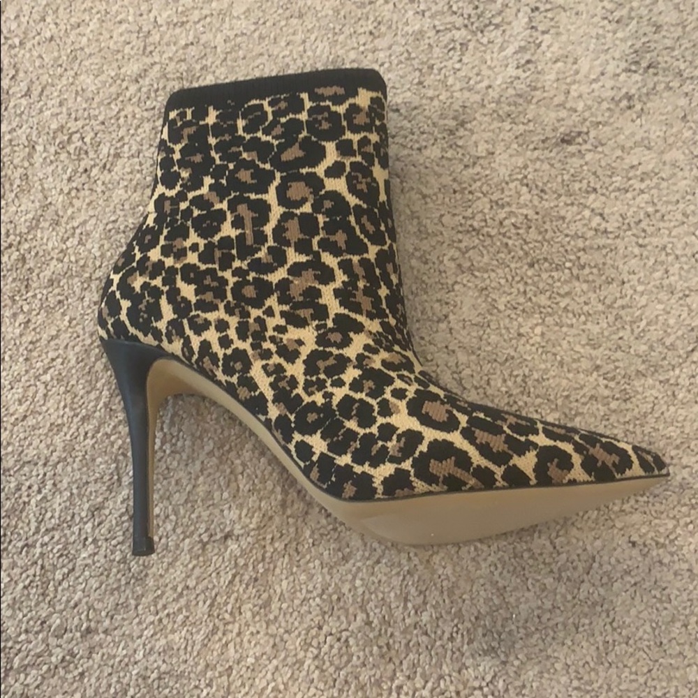 Something Navy Leopard Booties (New)